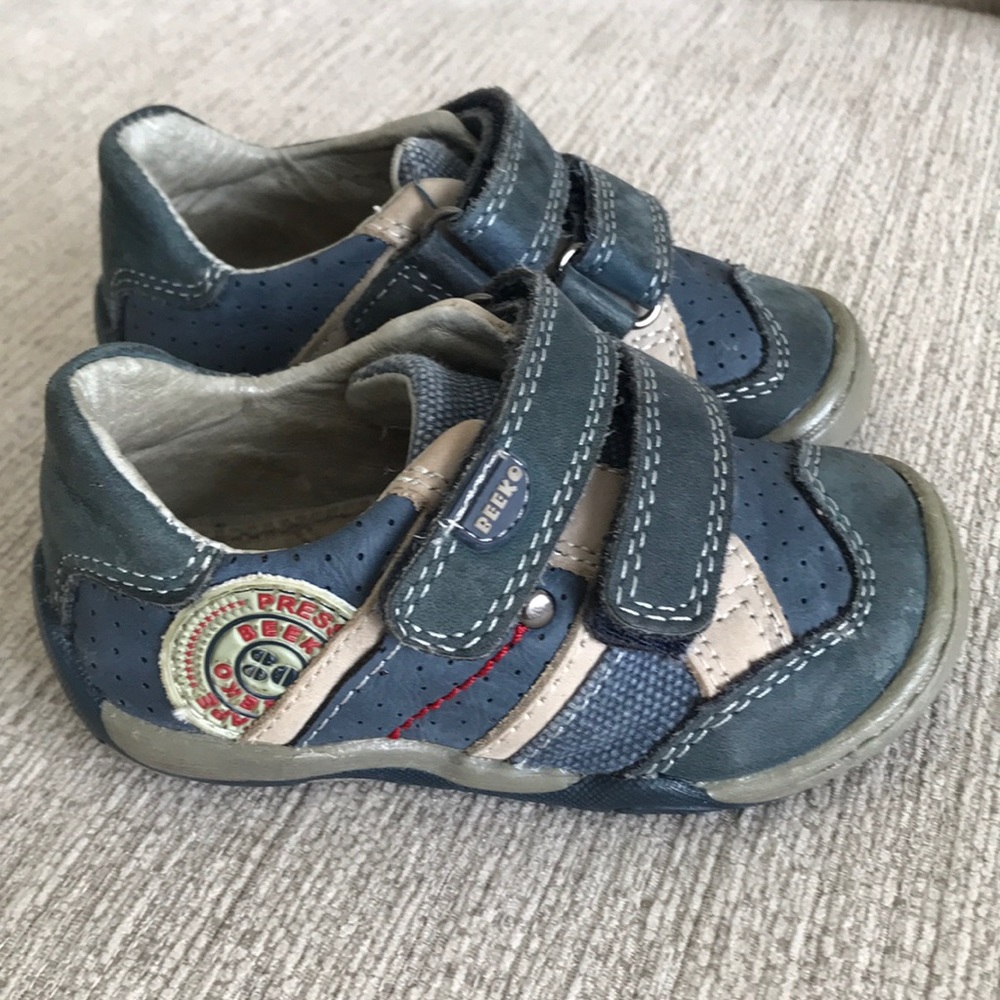 Little boys Beeko sneakers